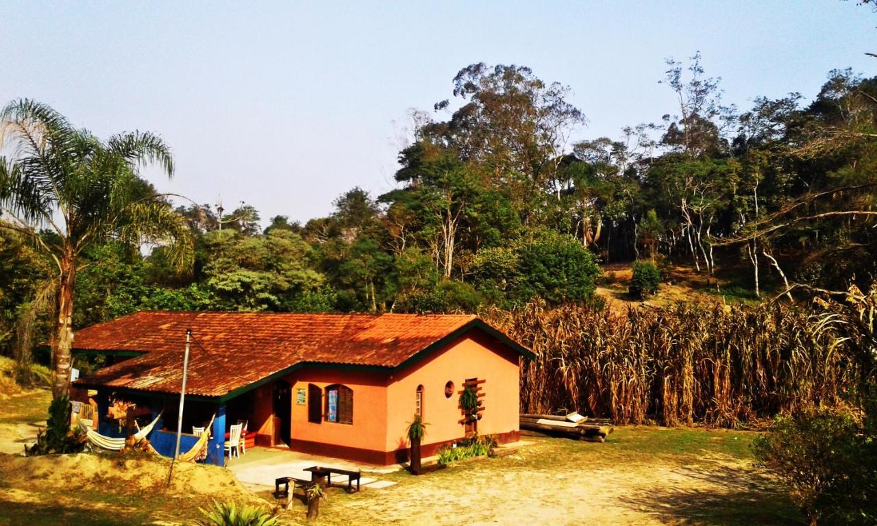 O Brejo Encantado Hospedagem E Hostel Embu Bagian luar foto